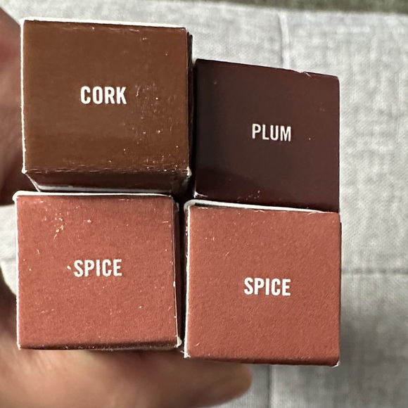 Lot/4 MAC Lip Pencils NEW - Picture 2 of 6